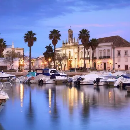 Ria Center - Left * Faro