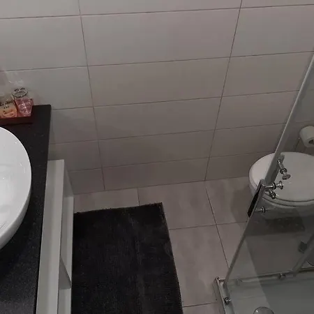 Ria Center - Left Фару